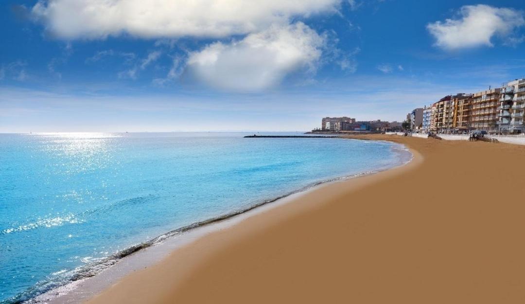 Big Penthouse For 10 Per Apartment Torrevieja Luaran gambar