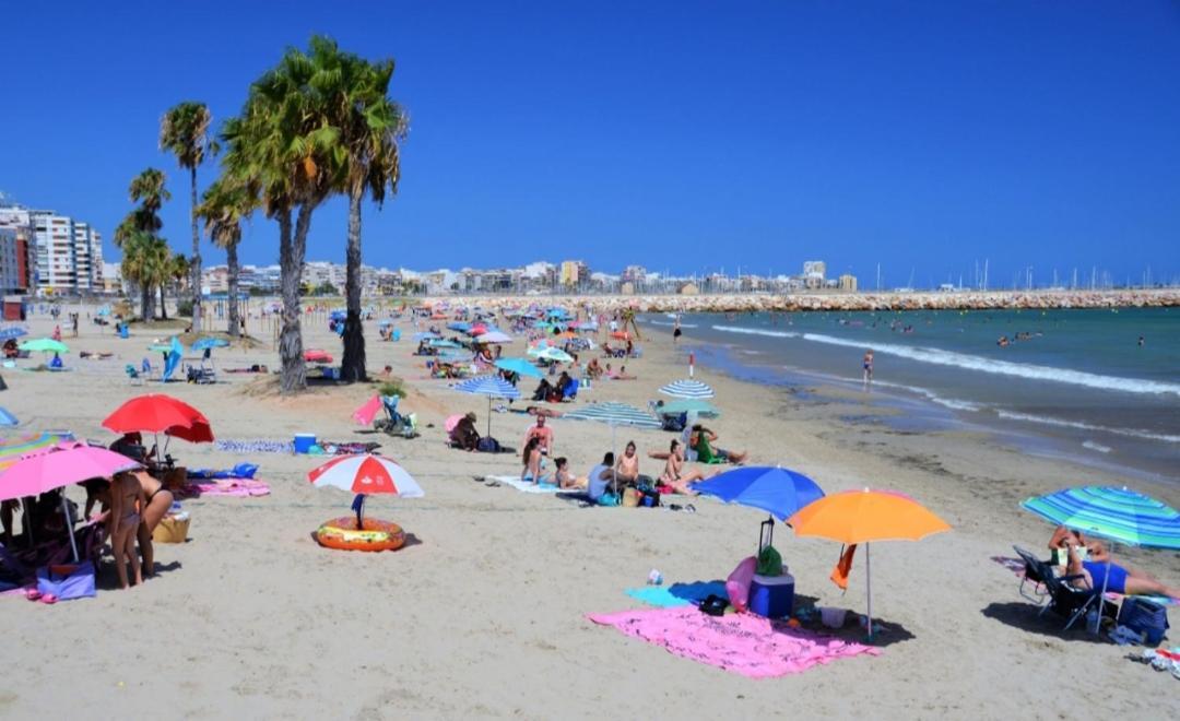 Big Penthouse For 10 Per Apartment Torrevieja Luaran gambar